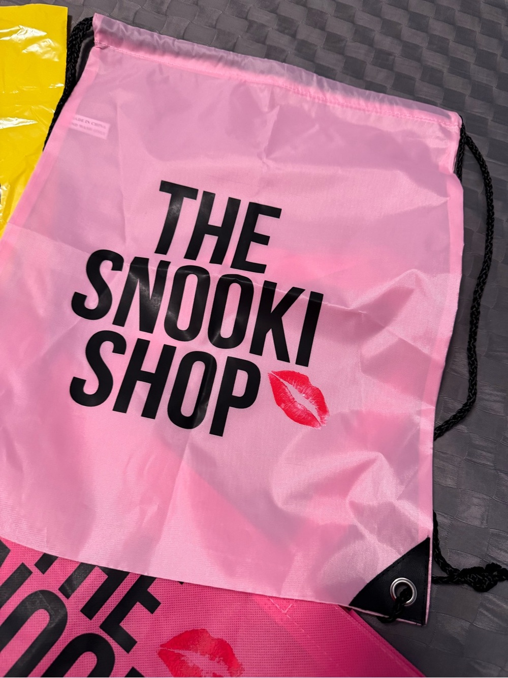 The Snooki Shop & Shore Store Souvenir Bags - Picture 5 of 7